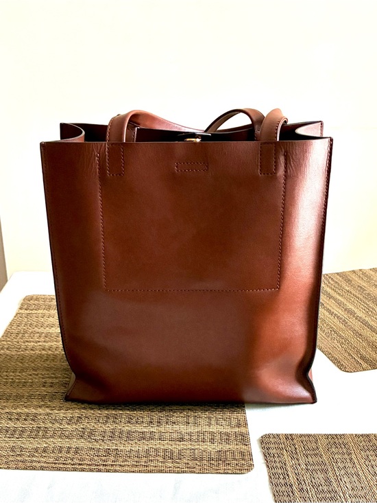 Banana Republic Handbags - Banana Republic  Leather Tote Bag